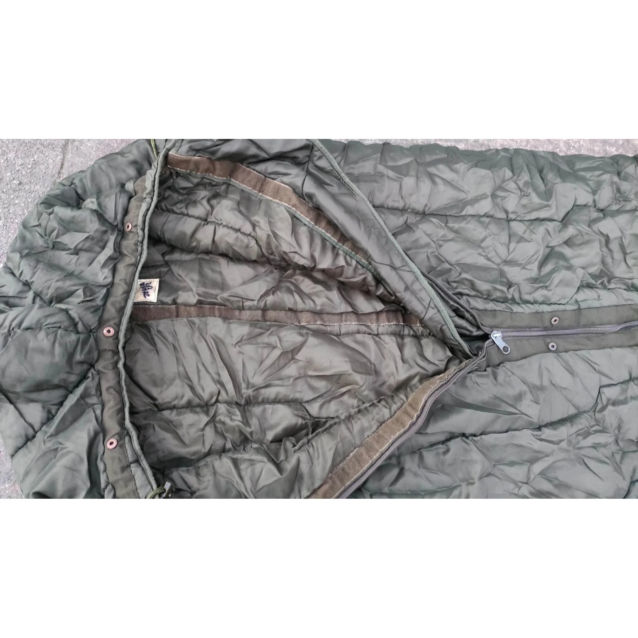 Dutch Air Force M90 Sleeping Bag with Stuff Sack - Image 3