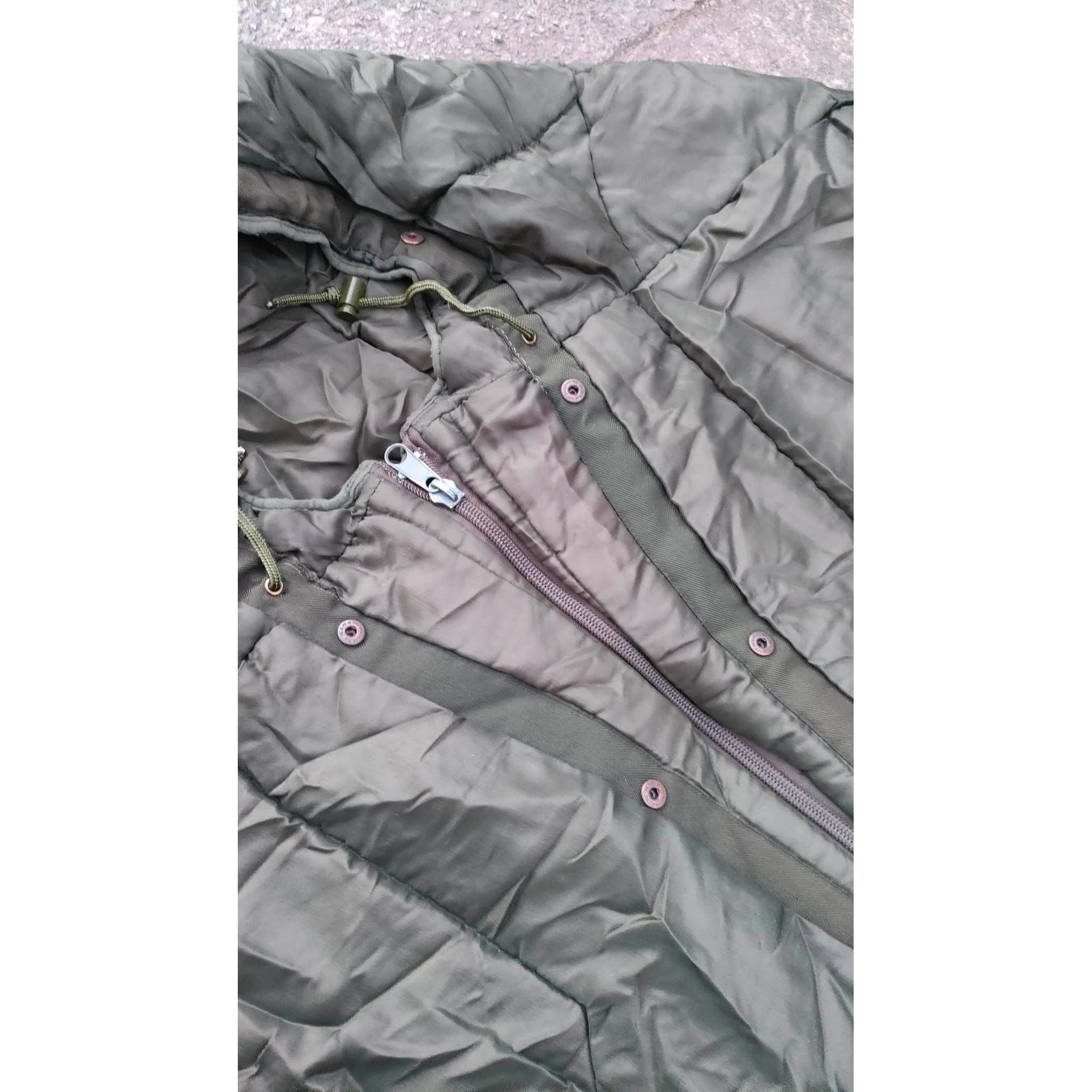 Dutch Air Force M90 Sleeping Bag with Stuff Sack - Image 4