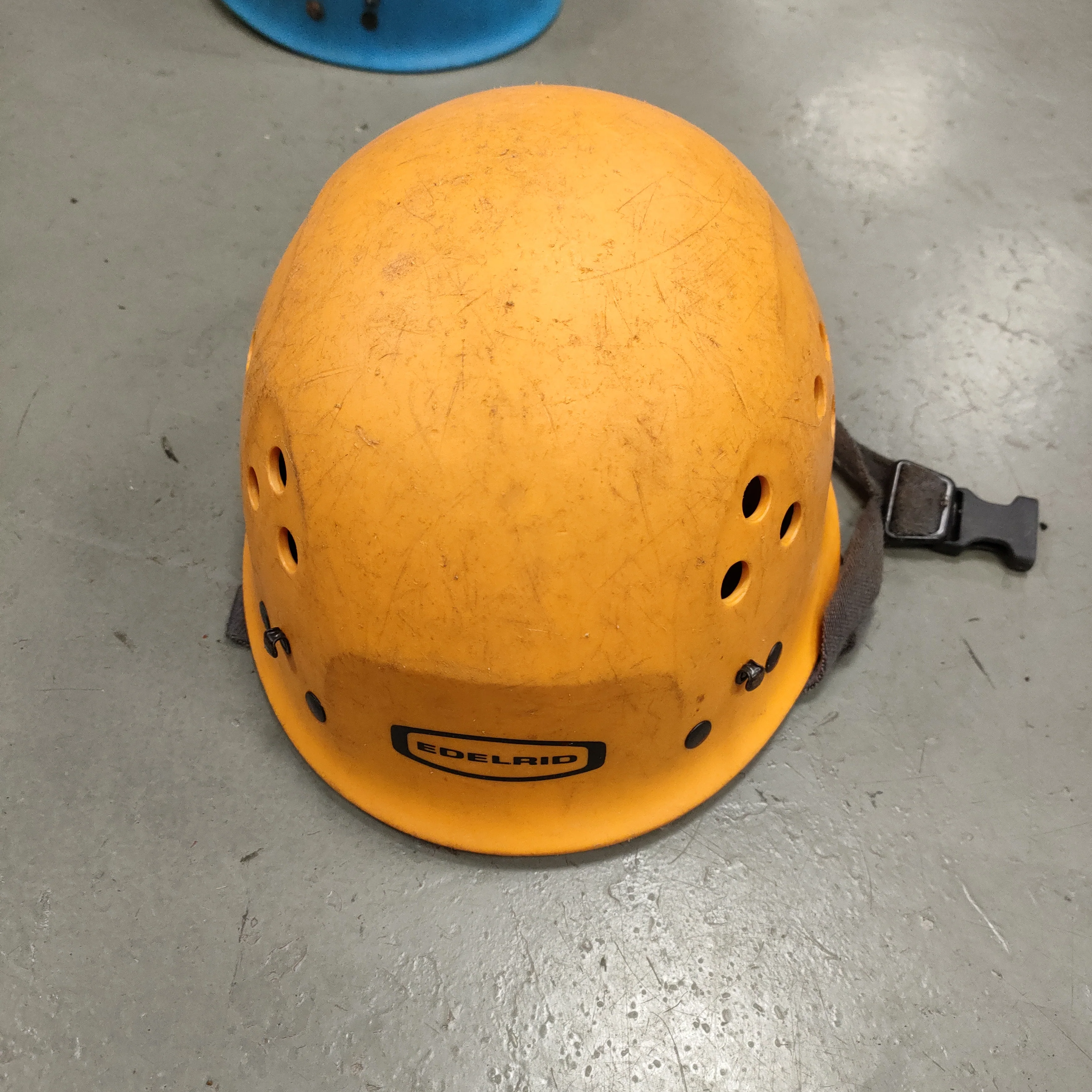 Edlerid Ultralight Climbing Helmet - Image 3