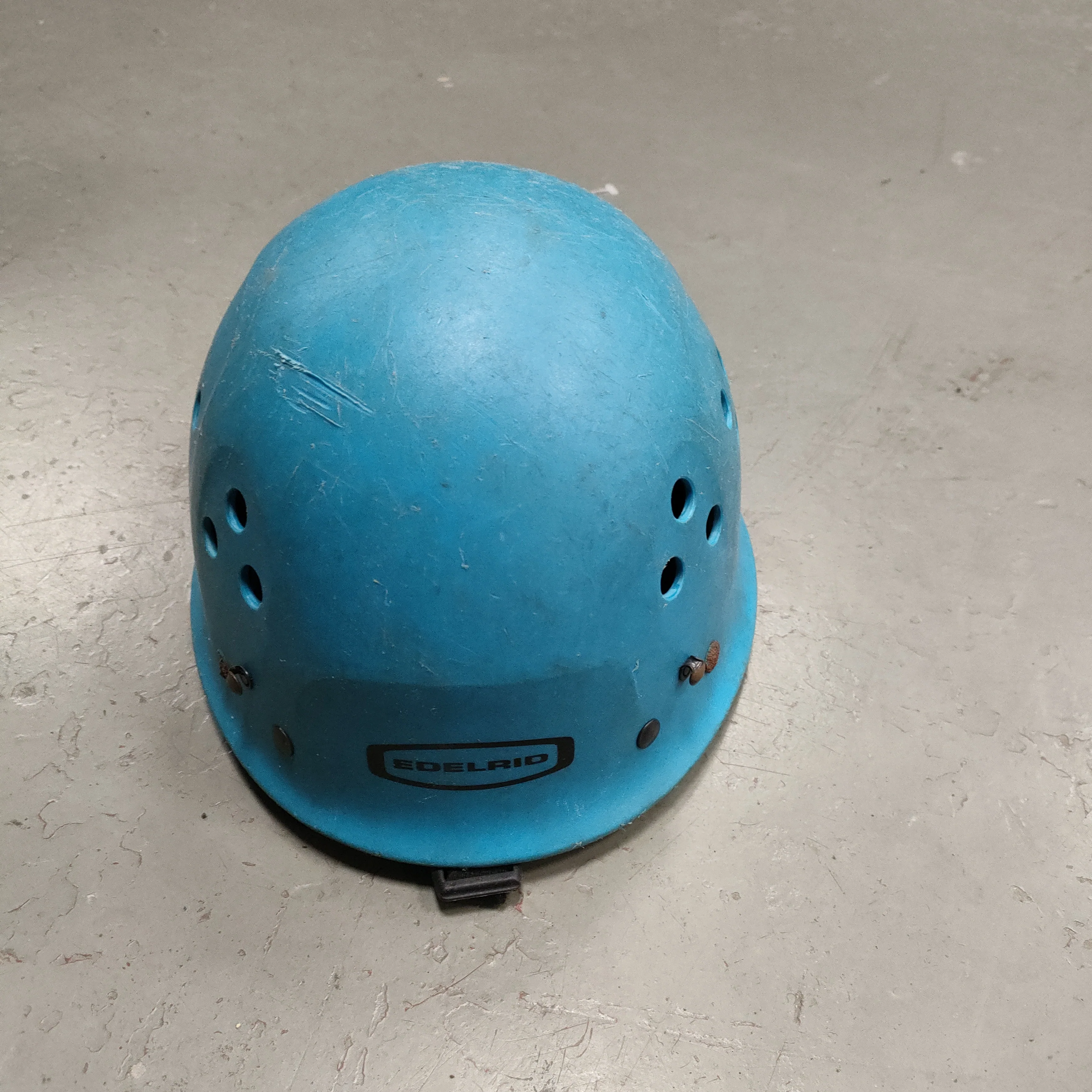 Edlerid Ultralight Climbing Helmet - Image 6
