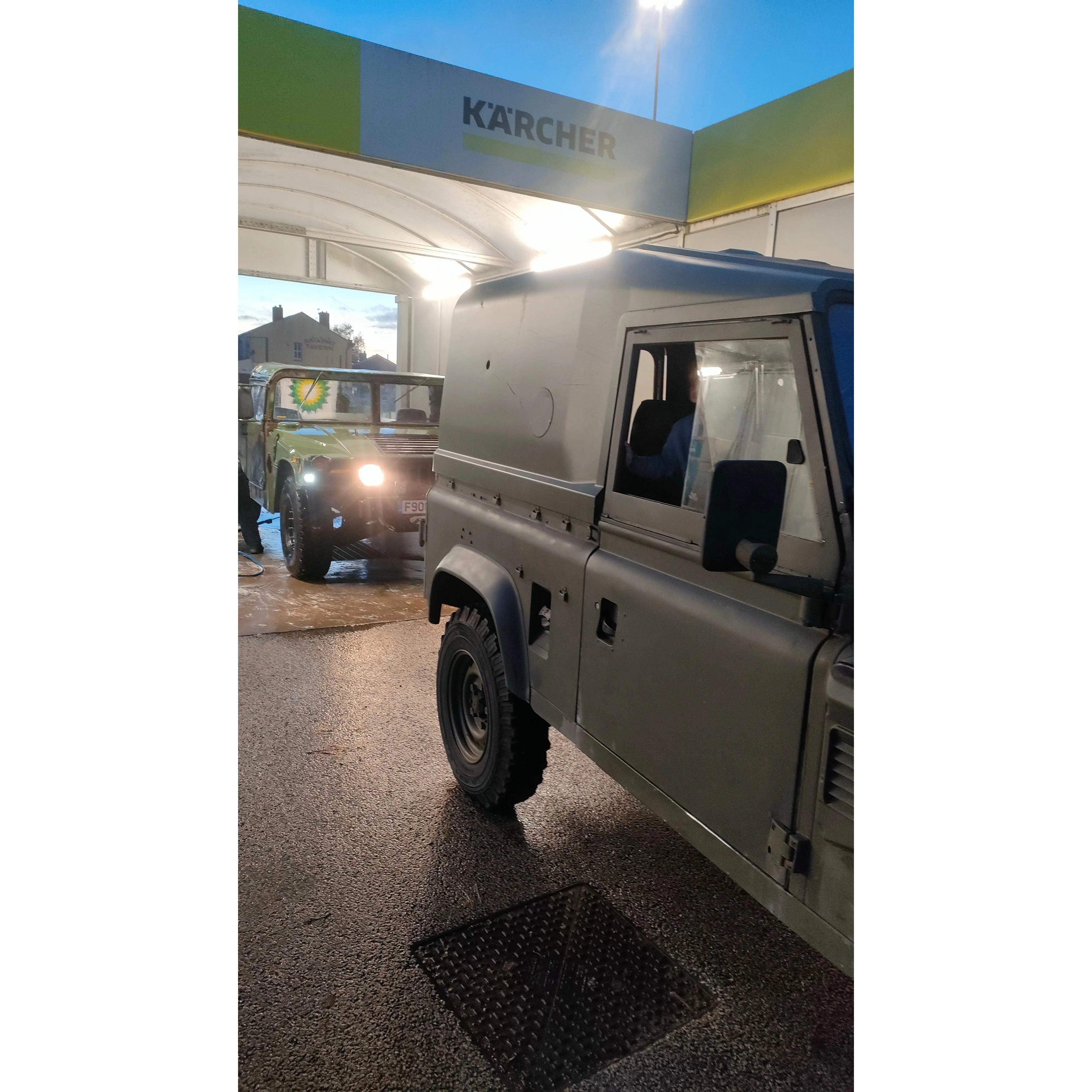 Land Rover 90 XD Wolf - Image 5
