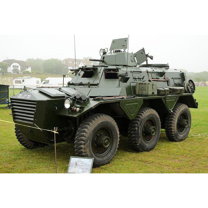 Alvis Saracen APC