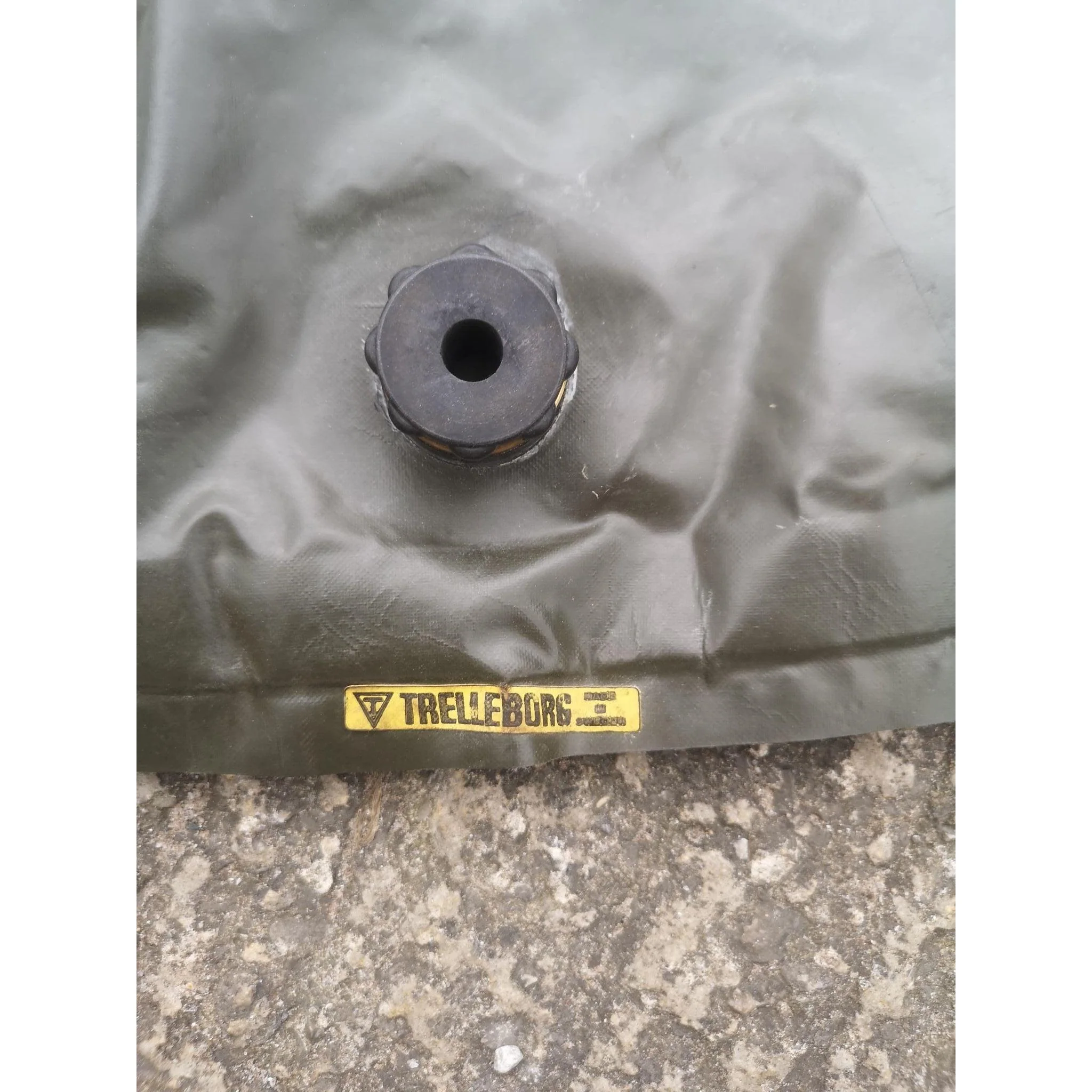 Swedish Army 25L Water Bladder - Image 4