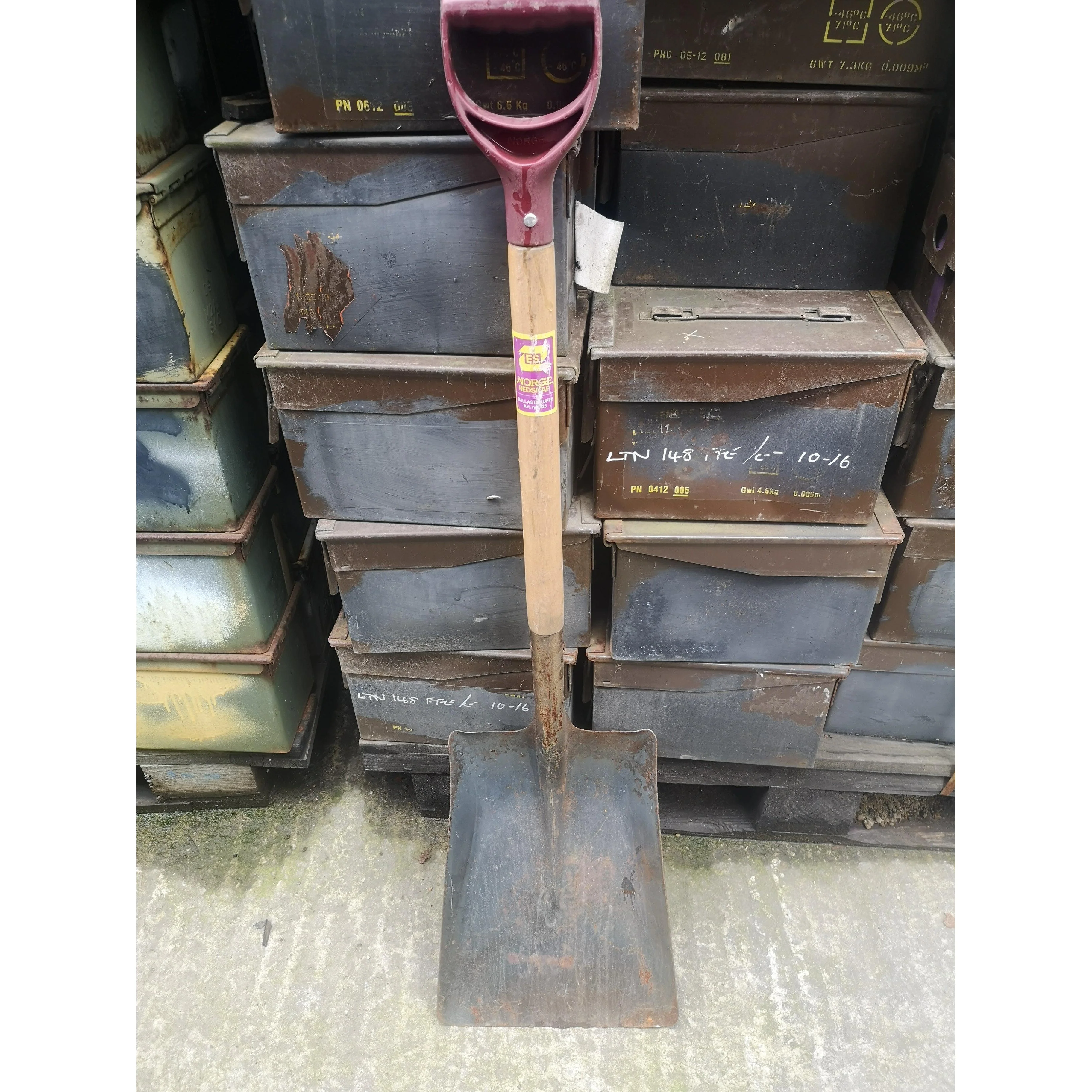 Swedish Army Spade