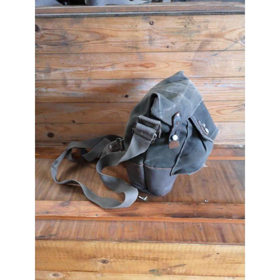 Swedish Army M39 Model 39 Gas Mask Bag - Grey - Image 3