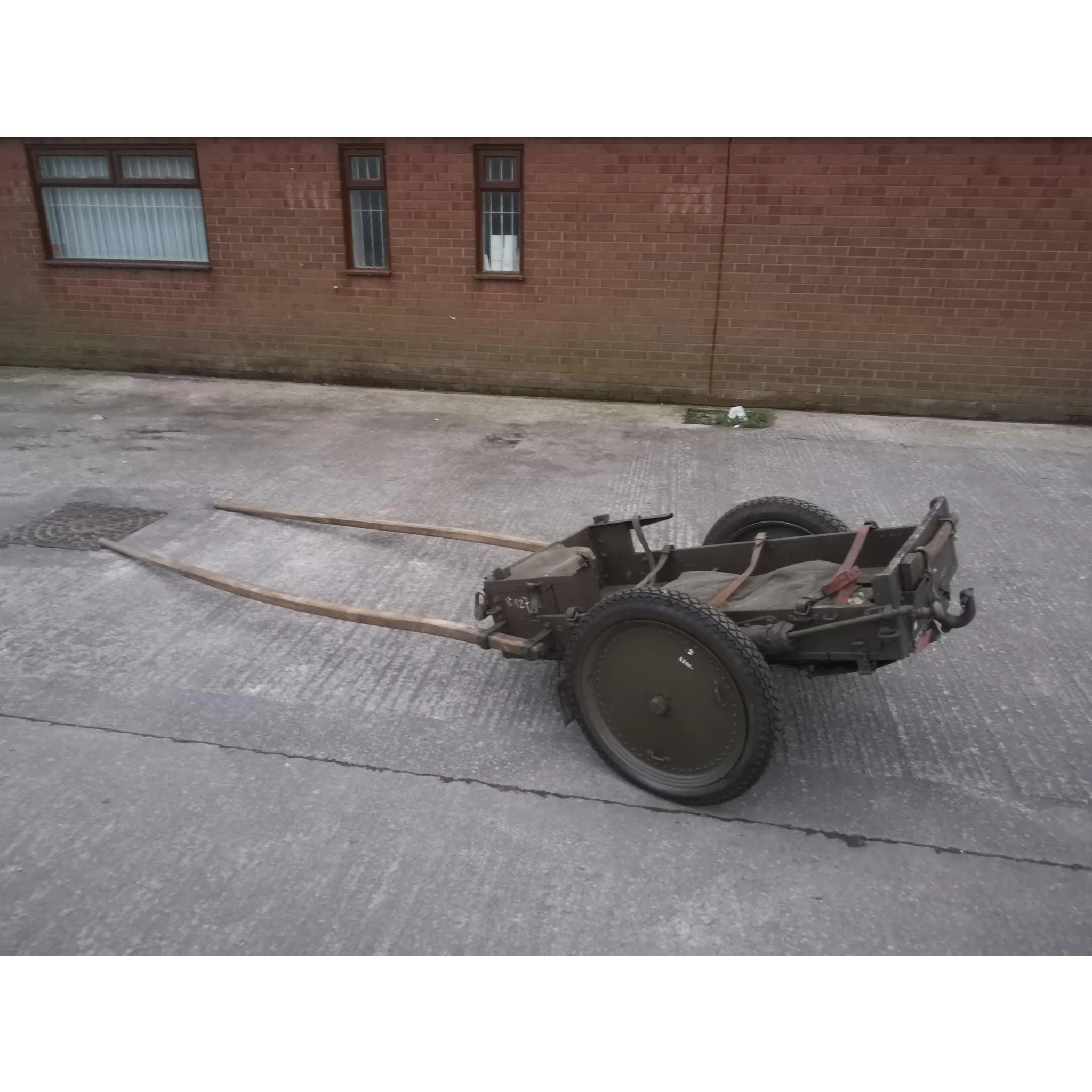 Vintage Swiss Army Ammo Cart - Image 3
